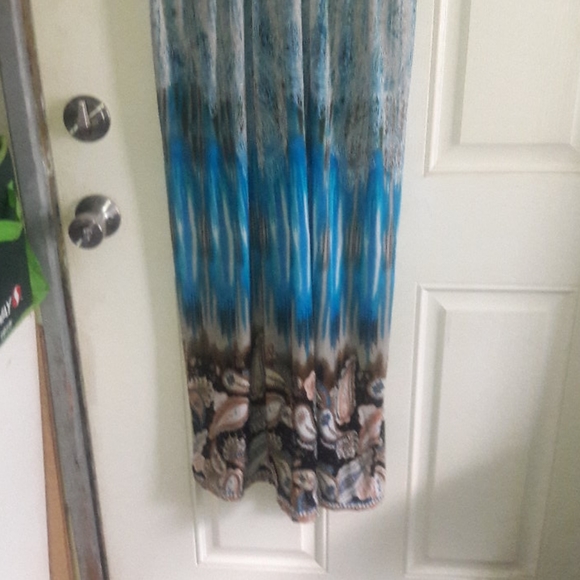 MAXI DRESS - Picture 2 of 3